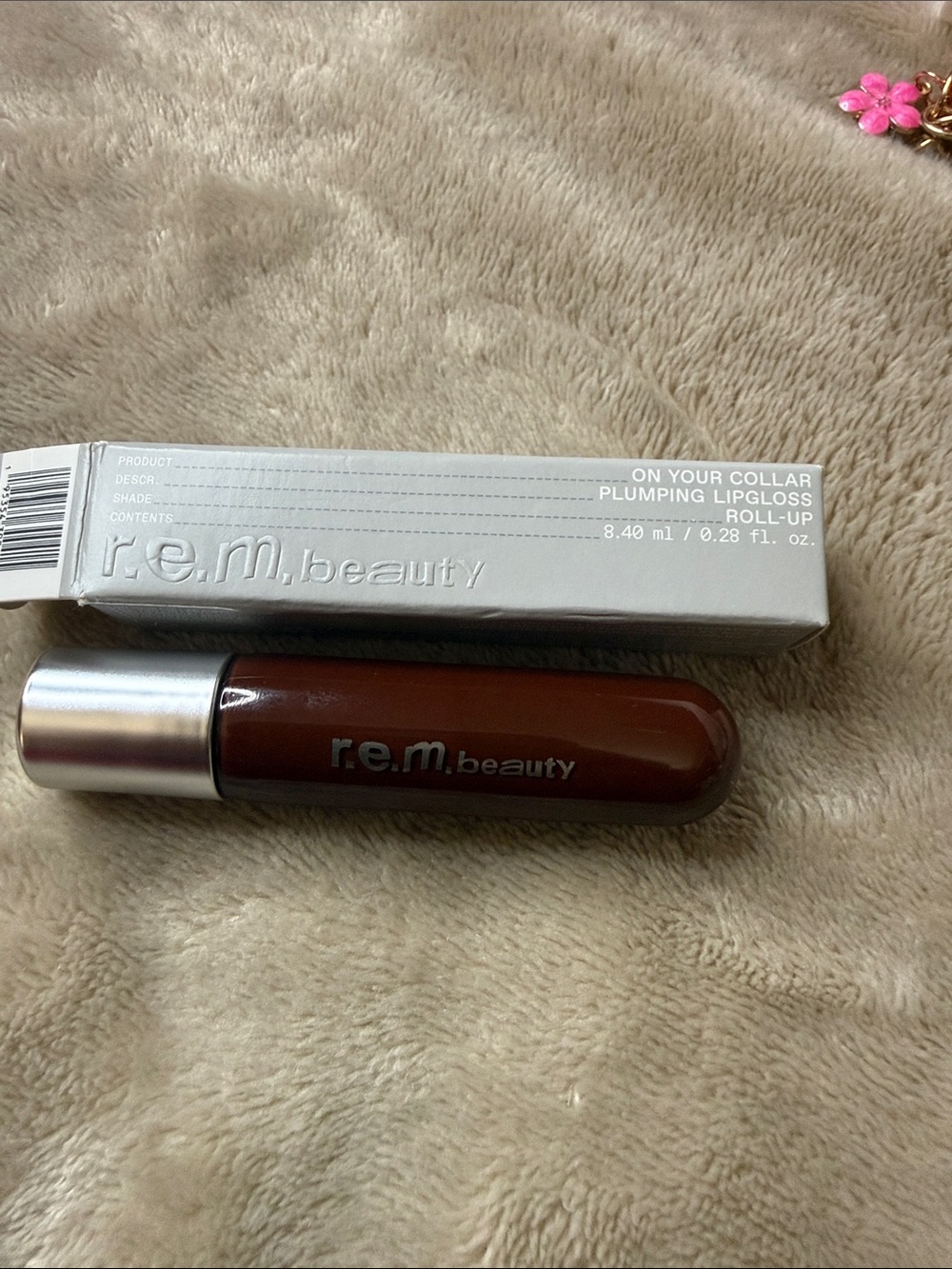 r.e.m. beauty Plumping Lip Gloss — Brown Moisturizer